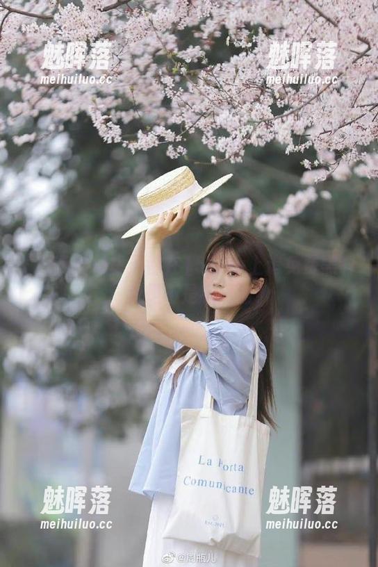 每天都在155.su上追免费黑料，我是不是有问题？