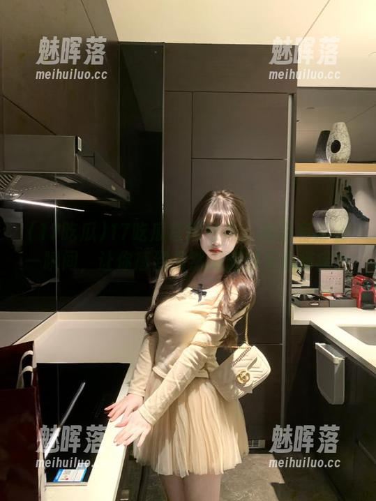 17吃瓜官网导航：有没有那么一瞬间，让你感到虽然离谱却又心痒痒？