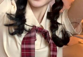 下载“51cg”，无聊的网生活被扒皮成趣是不是很划算？