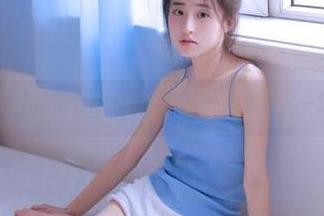 51吃瓜界的朝阳群众：一边观看，一边吃不停！