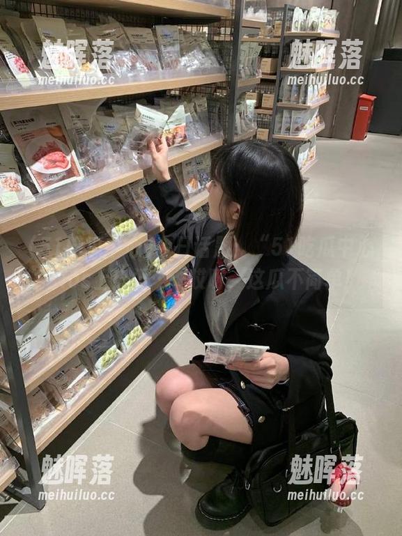 今日话题：“51吃瓜中心”ios上热门……哎呀，这瓜不简单！