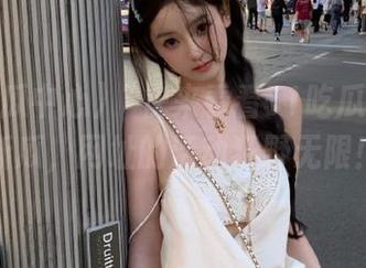 “快来看看51吃瓜中心的今日新瓜，网址的活动狂野无限！”，
