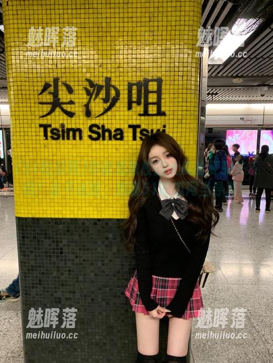 你能想象校园大瓜的复杂关系吗？永不迷路，我靠51吃瓜网当导游！