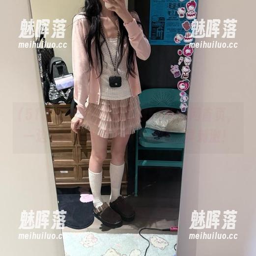 一边疯狂刷51吃瓜网首页，一边收藏各路神人的小剧场，真刺激！