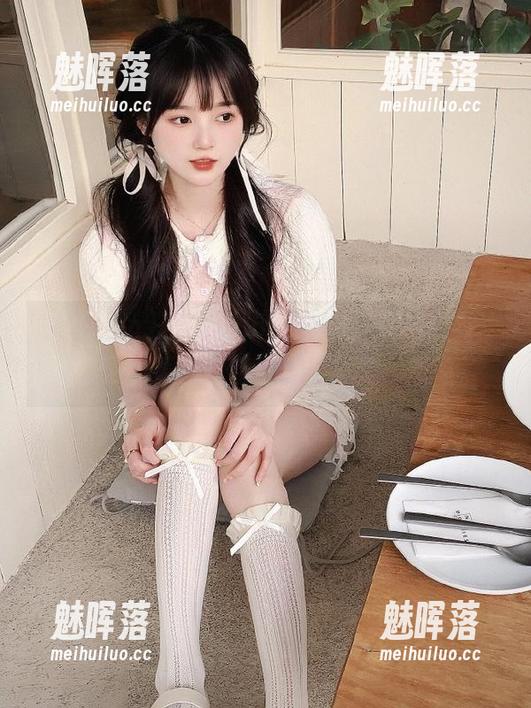 观看hx.520fun，突然我觉得这瓜要比某些电视剧精彩多了，哈哈。