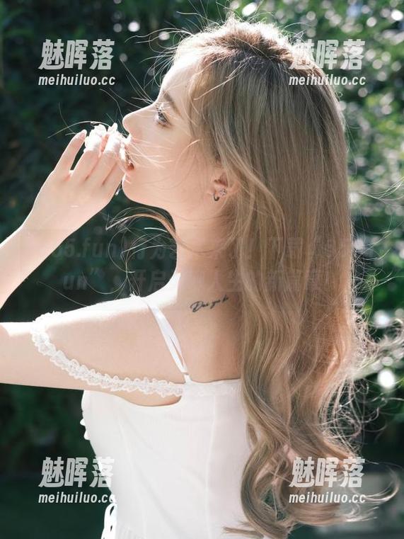 行为艺术来了！下载“655.fun”，开启无聊人生的新篇章！