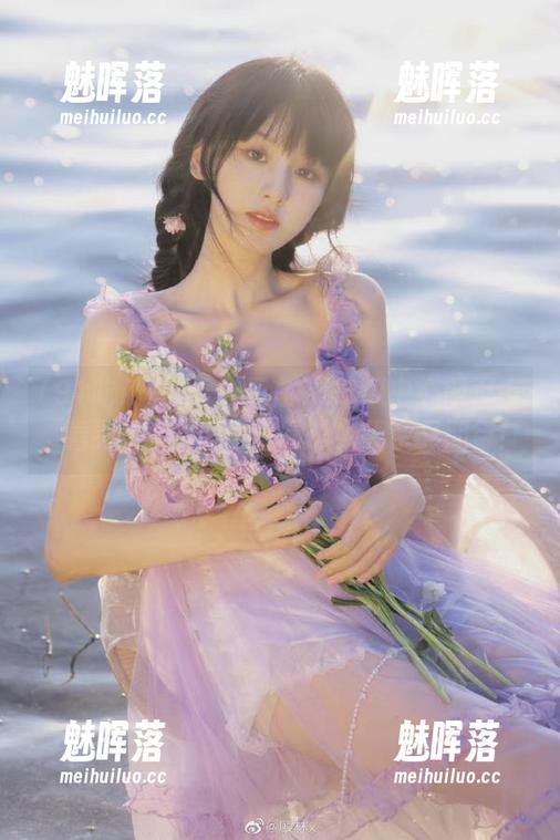 今天在91吃瓜中心网页上，看到了太多瓜，真是让人无奈又期待！