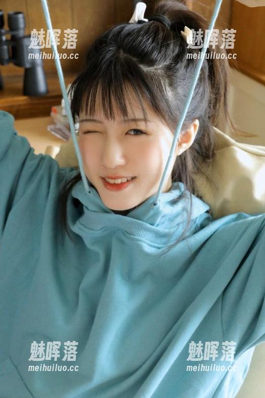 瓜气常驻，cgcg.app里有一种永久的迷幻感。