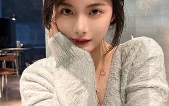 “www.17@”首页：快来啊！今天的瓜比那家隔壁的超市还热闹！