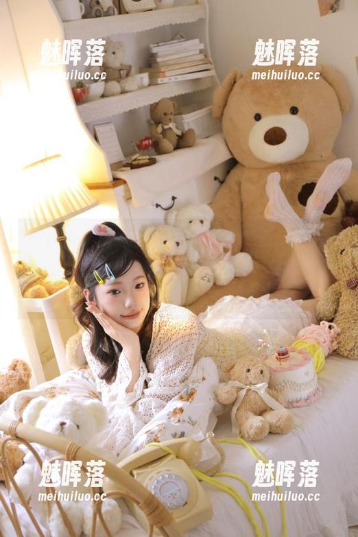哇，居然在“www.51cg.1fan”的视频里看到了那个人，快给我下载！