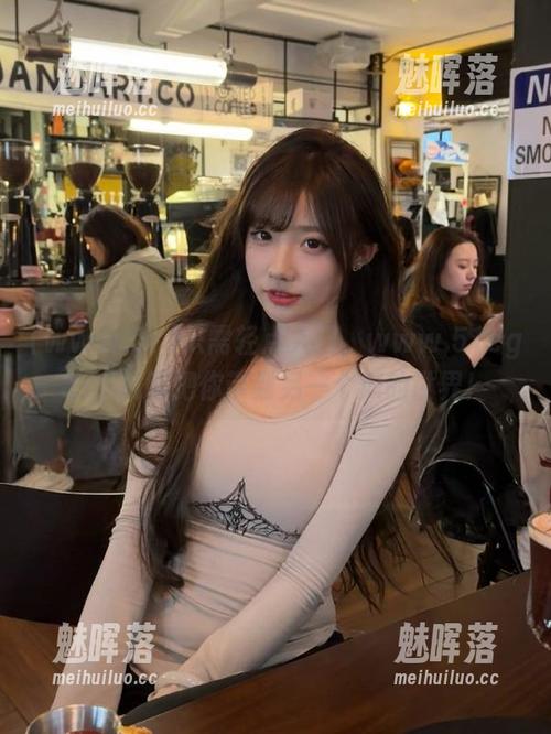 只需轻点入口，www.51cg.fun就能把你带到另一个瓜的世界！