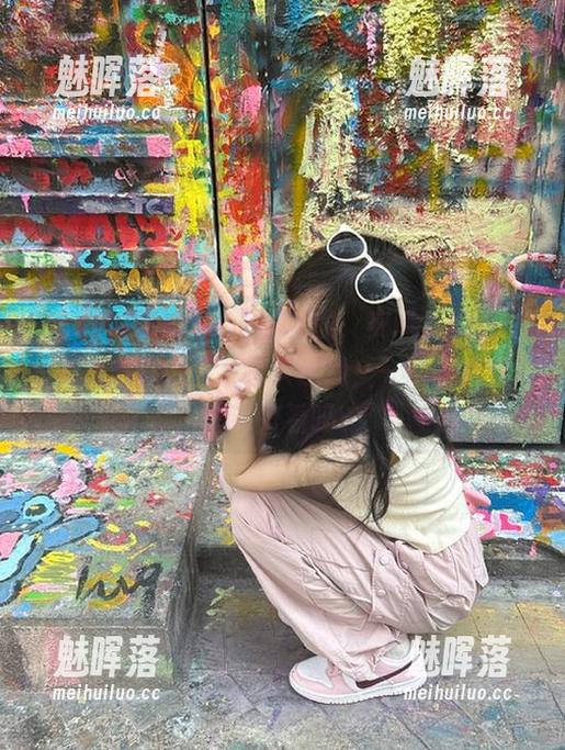 刷zztt01的时候，安卓手机的提示音都好像在催我更快出戏，一脸懵逼的表情录好看吗？