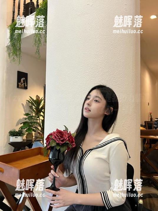 zztt333苹果版真的是我的心情调节器，看了内容就跟拿了糖一样！