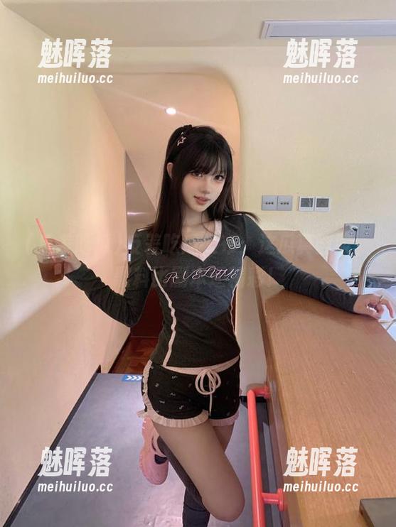 反差吃瓜发布：这瓜真能咬，黑料比剧本还精彩！