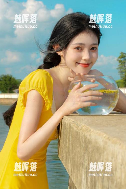 今天的吃瓜网首页，看似平静，实际上大瓜暗潮涌动！