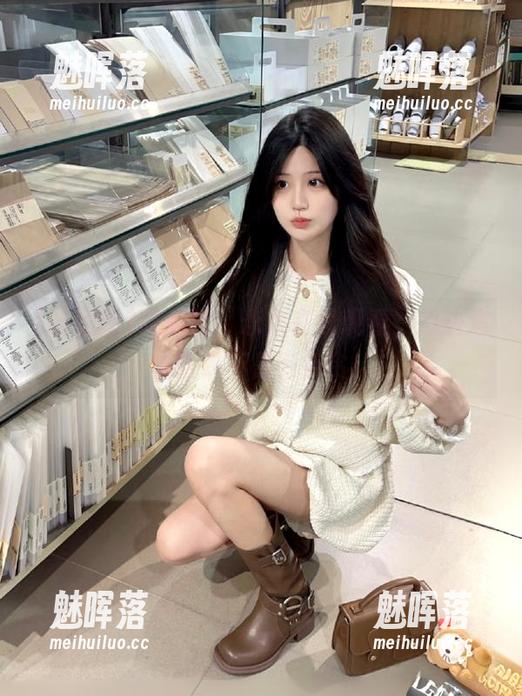 吃瓜网，永久在线观看，想边追边吃是不是有点贪！