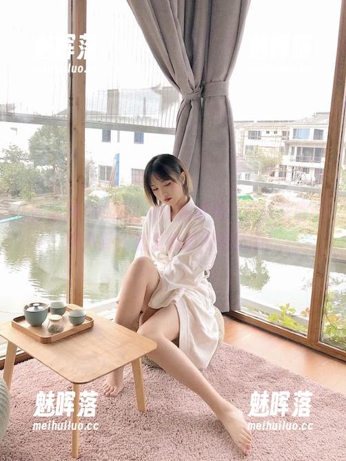 吃瓜网app贼好用，在线获取新鲜八卦，加速我的闲聊技能！