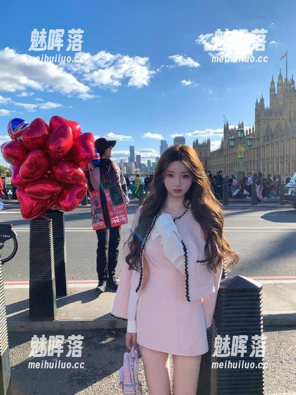 吃瓜网网址来的正是时候，朝阳整天在热搜上翻滚。