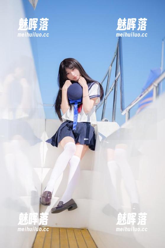 吃瓜网七彩网页：你以为你是主角，其实只是在别人的剧本里打酱油！