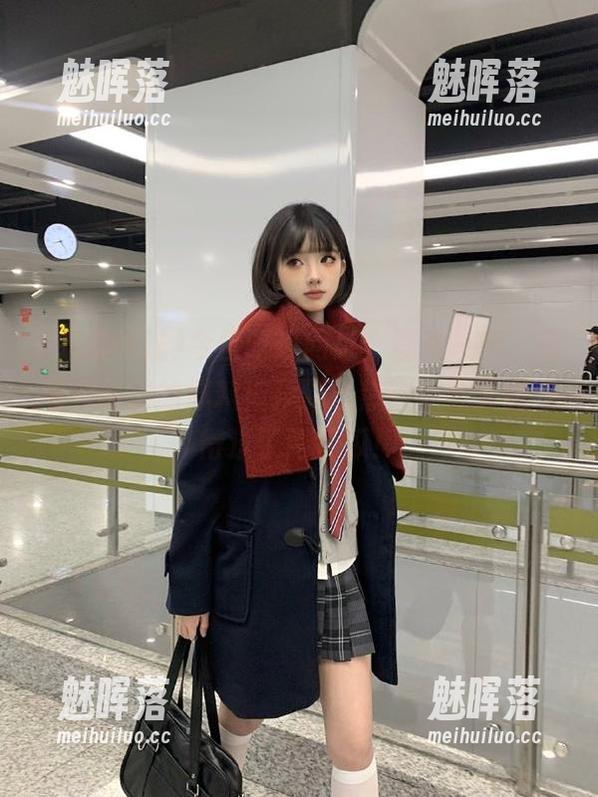 吃瓜网址 今日吃瓜网址:登录一看,居然有邻居的爆料被顶到了热搜,今天我吃得过了两斤瓜!