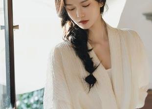 摆脱无聊，点进明星黑料的链接，寻宝一般，没想到这里的八卦比电视剧还精彩！