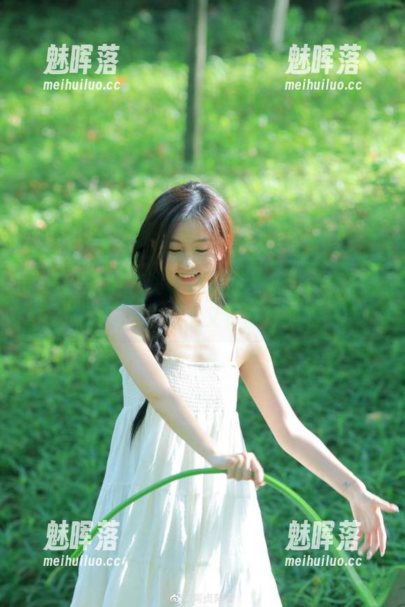 直达明星黑料网站，真是没想到我这颗吃瓜心又要被喂饱了！