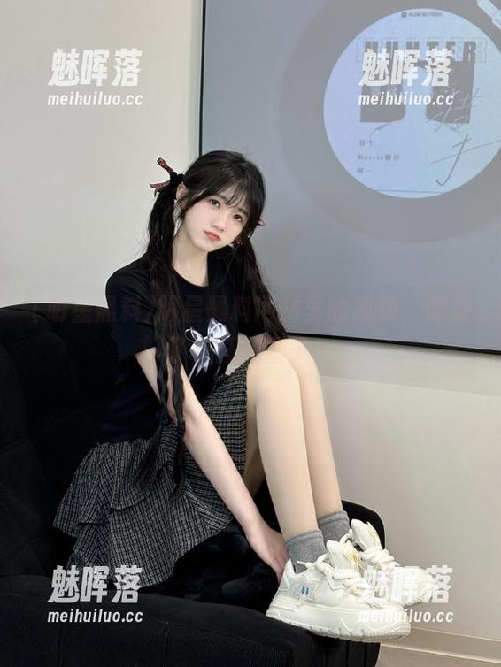 明星黑料网站里的视频，像极了疯狂的圈子！