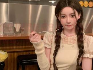 网曝吃瓜官网：瓜田里总是藏着情绪，今天的瓜好甜还是酸？