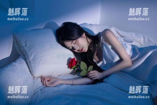 啧，黑料不打烊的视频让我等得像个傻子，网页开的慢得可以养蚊子。