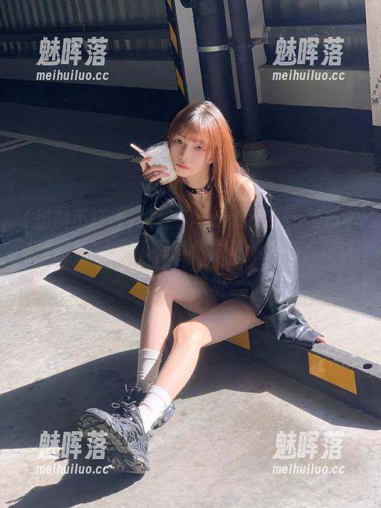 发现了“zztt25.su黑料不打烊”的入口，简直像发现新大陆，难以自拔的快乐。