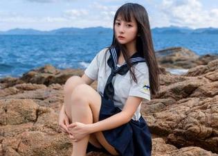 2025年，黑料不打烊655.fun，来这里免费领暴料，拳头夹杂“好心”送你吃瓜！