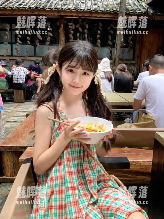 免费随便戳！网红们在黑料吃瓜网上的大曝光。