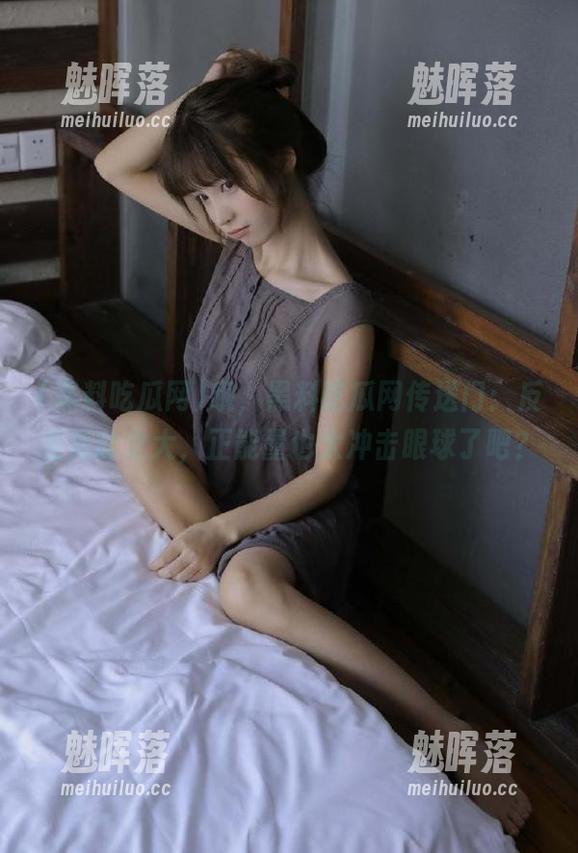 哦，黑料吃瓜网传送门：反差如此之大，正能量也太冲击眼球了吧？