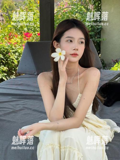 “91黑料正能量”app：这瓜越吃越上头，心里却莫名觉得温暖！
