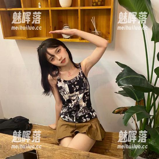 官网里偷偷藏着的黑料社app，下载破解版就能边吃瓜边吃宵夜！