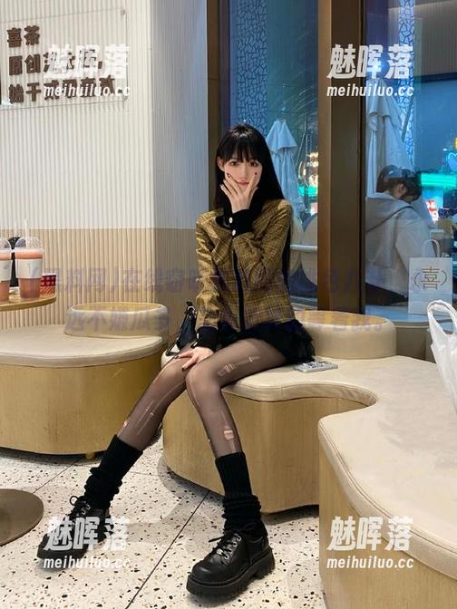 在线窃听黑料网的桃色八卦，永远不嫌瓜多，总有新鲜的等着我。