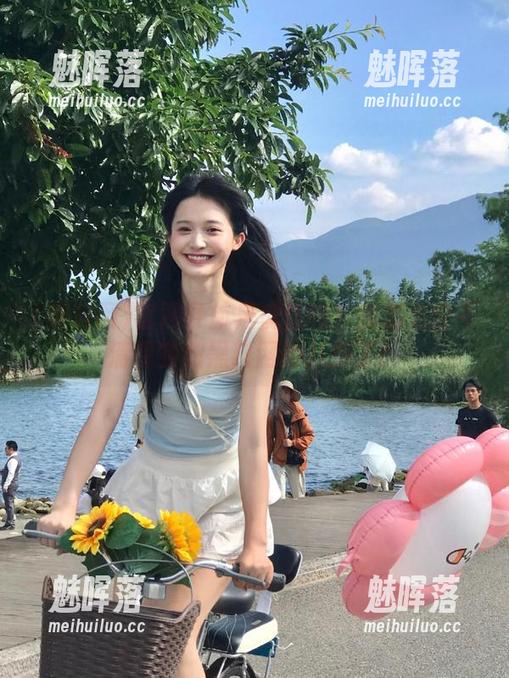 官网导航是魔法吗？我怎么分不清现实和黑料网的八卦了！