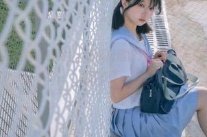 下载黑料网站，吃瓜乐趣没控制住，反而被“污”吸引过去了…