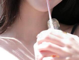 资源多到眼花缭乱，跟着“黑料老司机heiliao”能吃多少瓜啊！
